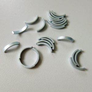 Arc Magnet